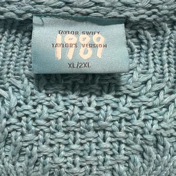 Taylor Swift 1989 Cardigan XL/2XL